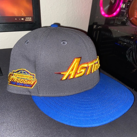 New Era fitted hat bundle  all size 7